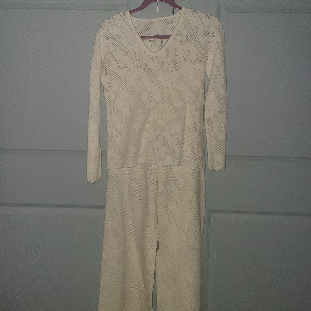 Knit 2 pics sweater/pant set
